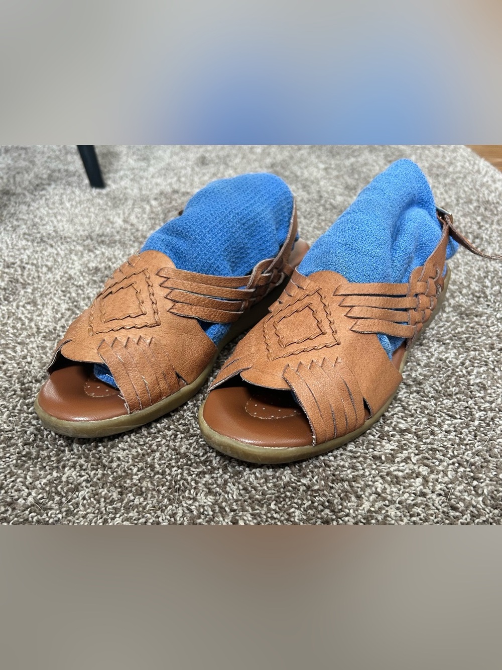 Women’s Comfortable Tan Leather Huarache Sandals with Adjustable Straps sz 61/2